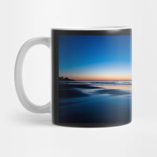 Just before sunrise at Plaice Cove, Hampton, New Hampshire, USA Mug